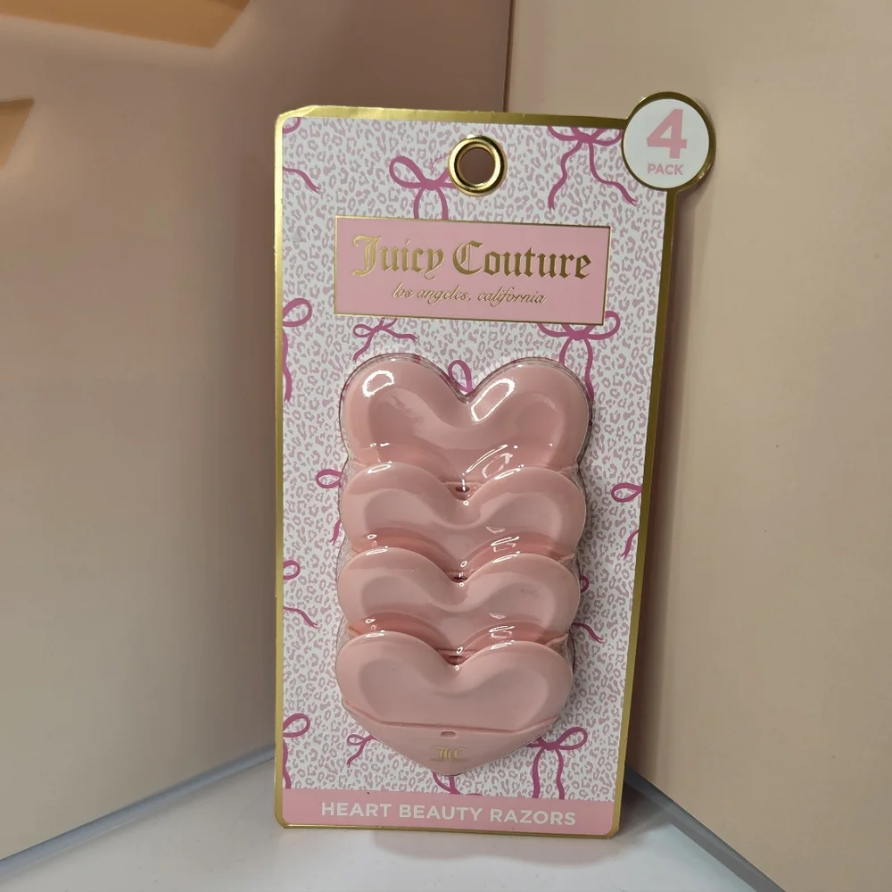 💕▪️Juicy Couture▪️ Pink Heart  Set Of 4 Beauty Razors Set